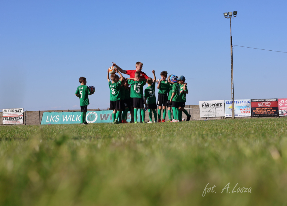 F2 gr.2: Wilki Wilcza – Naprzód