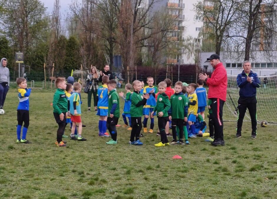 F2: UKS Brasil – Naprzód