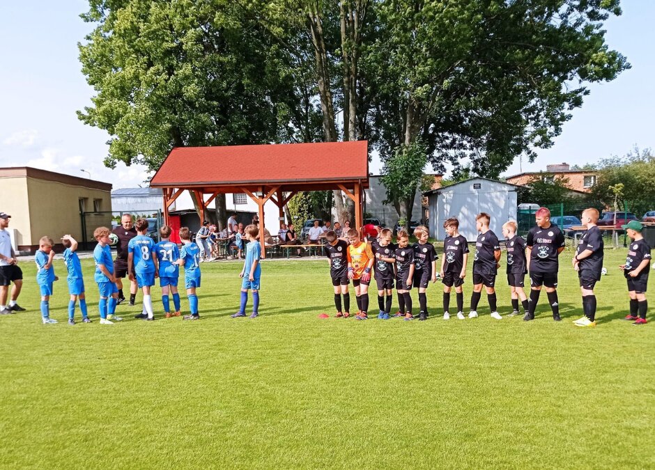 E2: Naprzód – ŁTS Łabędy