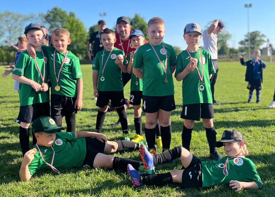 F2: Gramy z Victorią