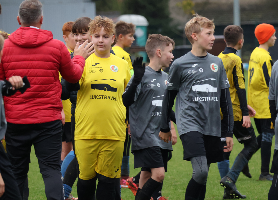 C1: Naprzód 4:2 Reprezentacja Gminy Wielowieś